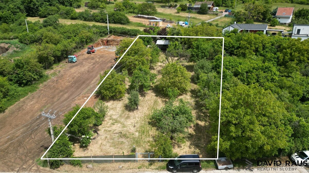 Prodej pozemku o výměře 1361 m2 , Lelekovice, ev.č. 00302