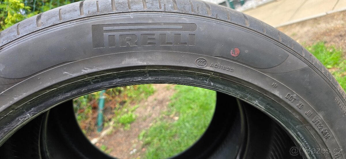 Letní pneu 325/35R22 Pirelli
