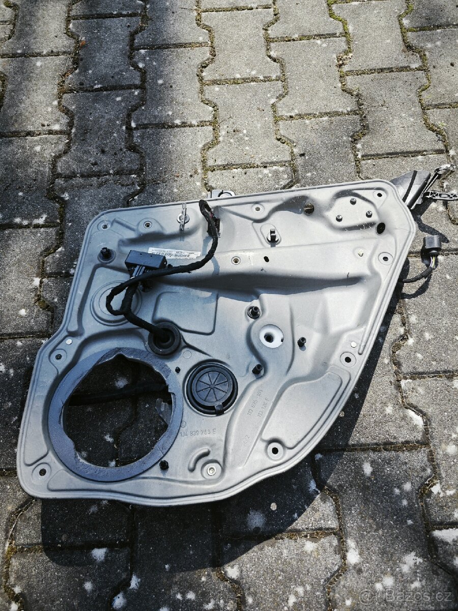 Stahovací mechanismus VW golf 4 BORA