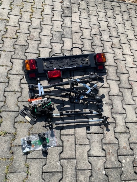 Nosič na 2 kola na tažné zařízení