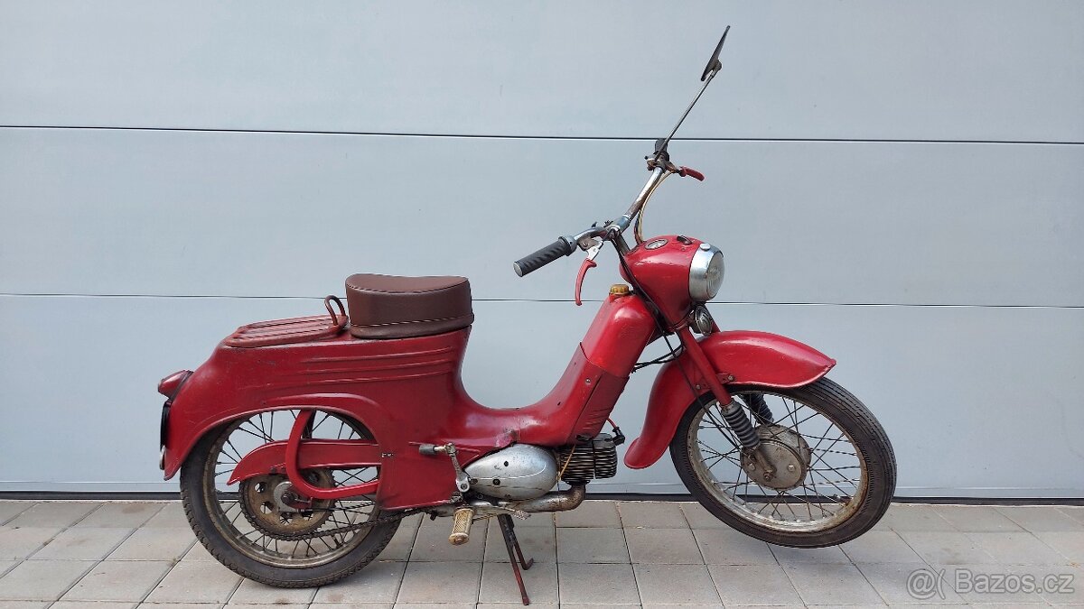 Motocykl Jawa 555