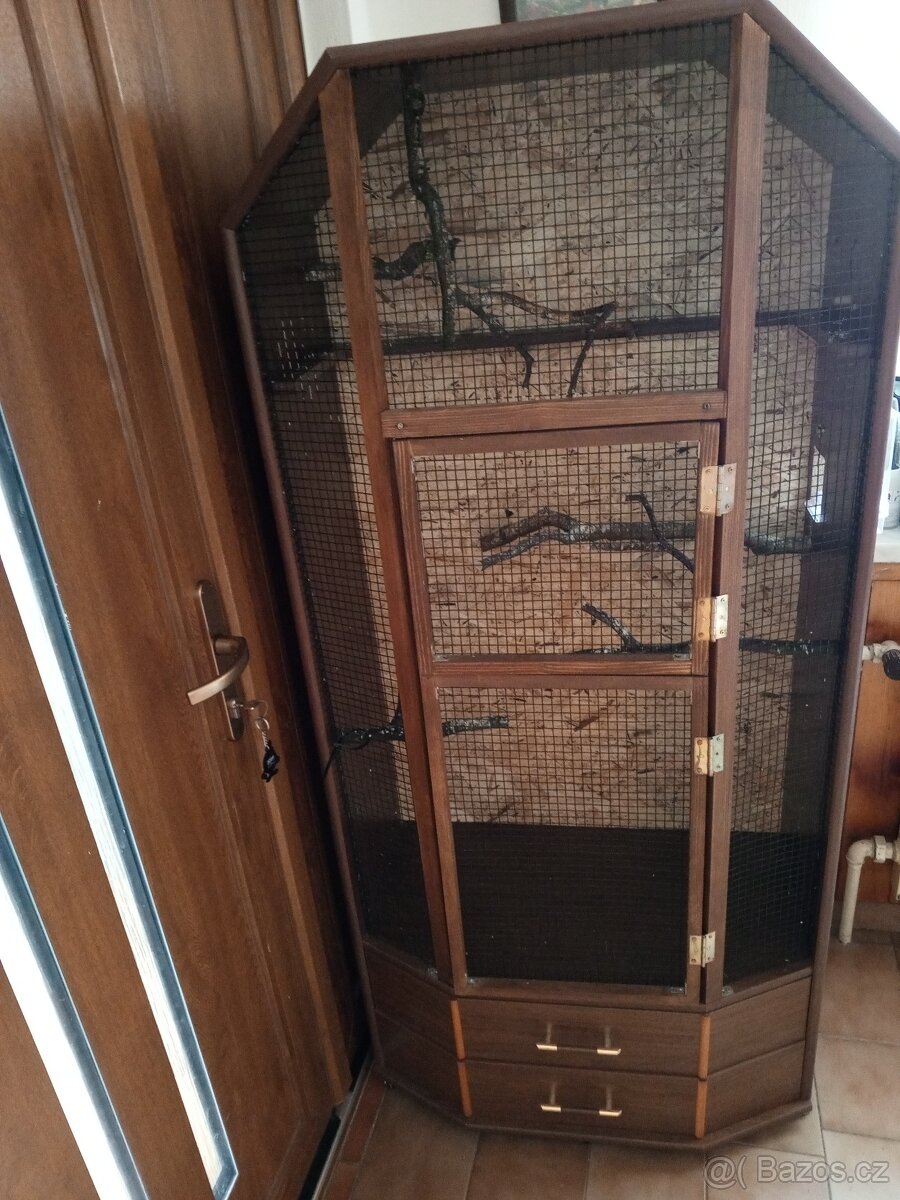 Voliéra pro papoušky - andulka, agapornis