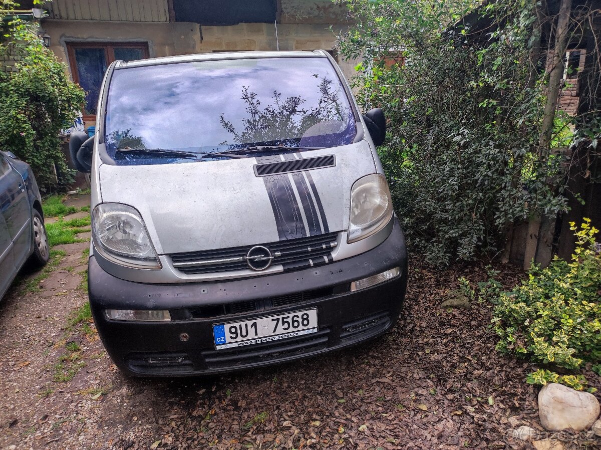 Prodám Vivaro 9 mist