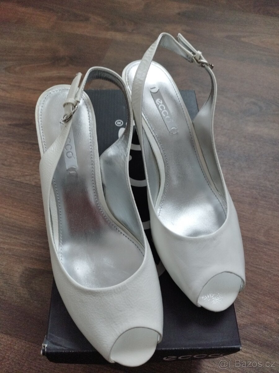 Páskové boty ECCO vel.40