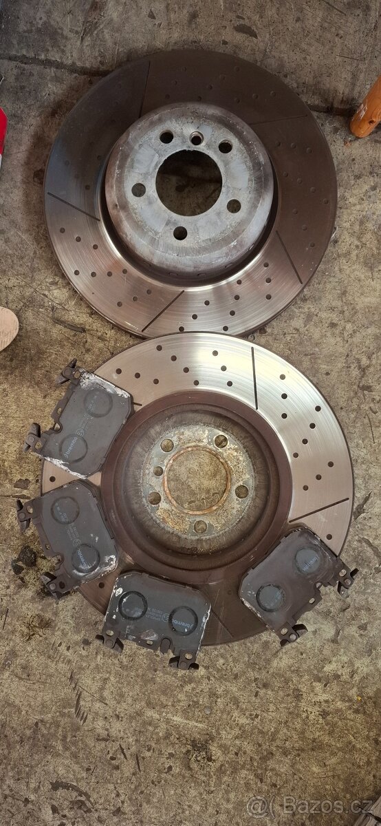 přední brzdy BMW 330d, F31