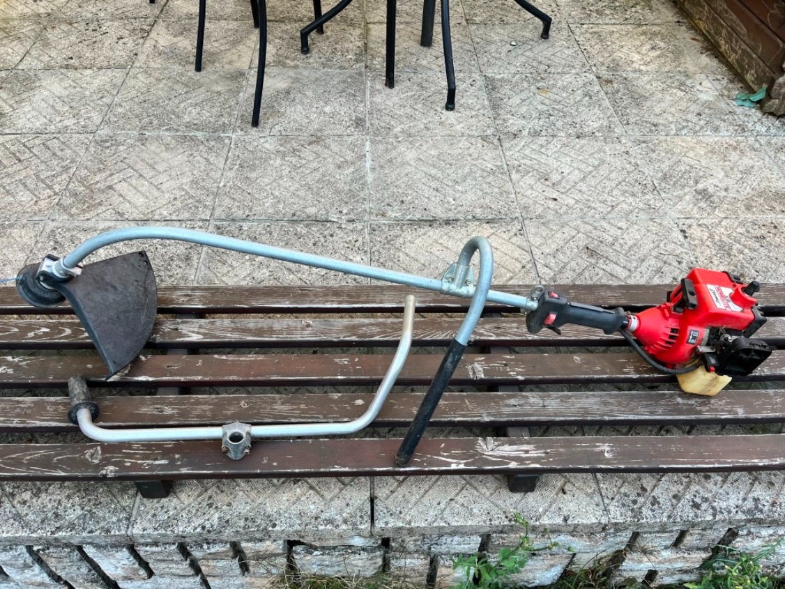 Homelite SX-135 - Bandit - Na opravu