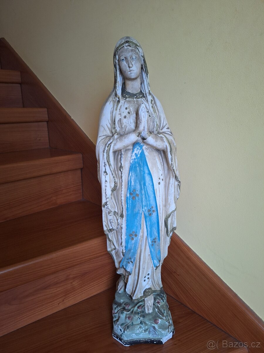 Panna Marie Lurdská, soška z roku 1912, výška 66,8 cm