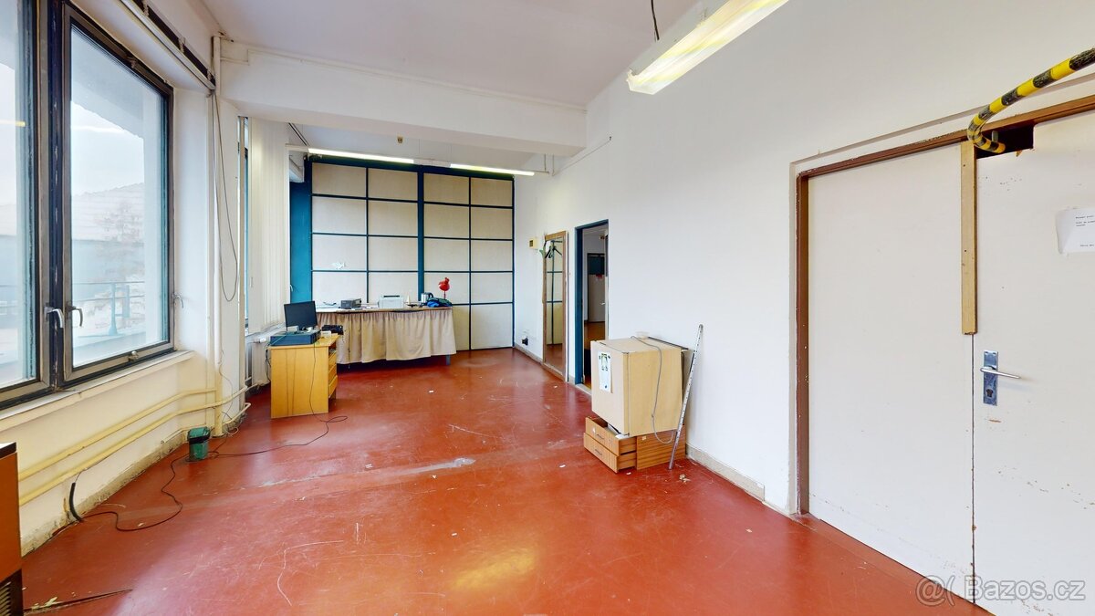 Pronájem komerčních prostor 50 - 2000m2, ev.č. 00347