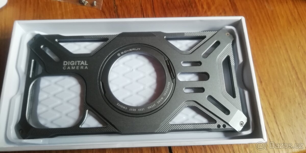 Aluminium kryt iphone 14 pro max