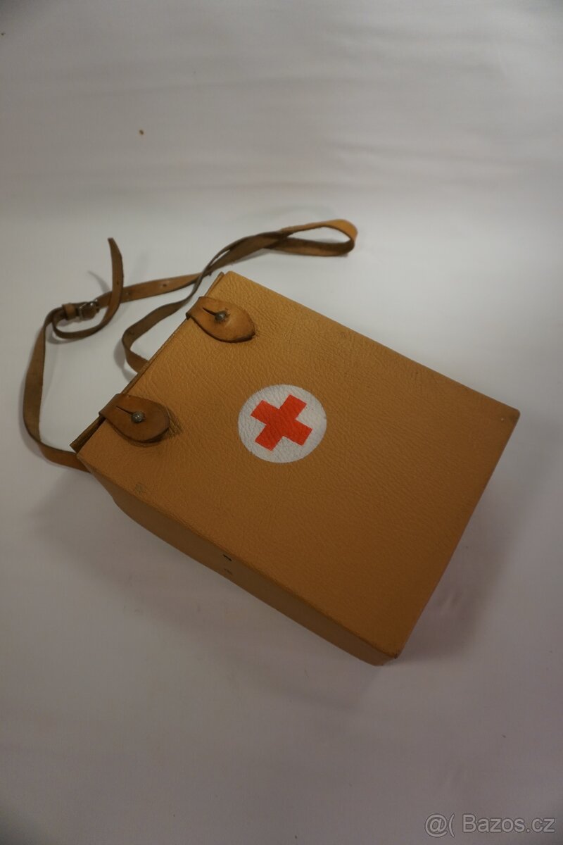 Lékárnička ČsČK 1967 originál