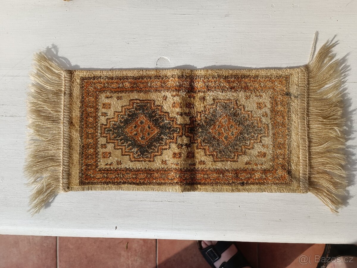 Koberec 54x21cm