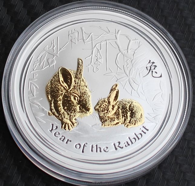 1 oz Rok Králíka 2011 zlacený reliéf stříbrná mince