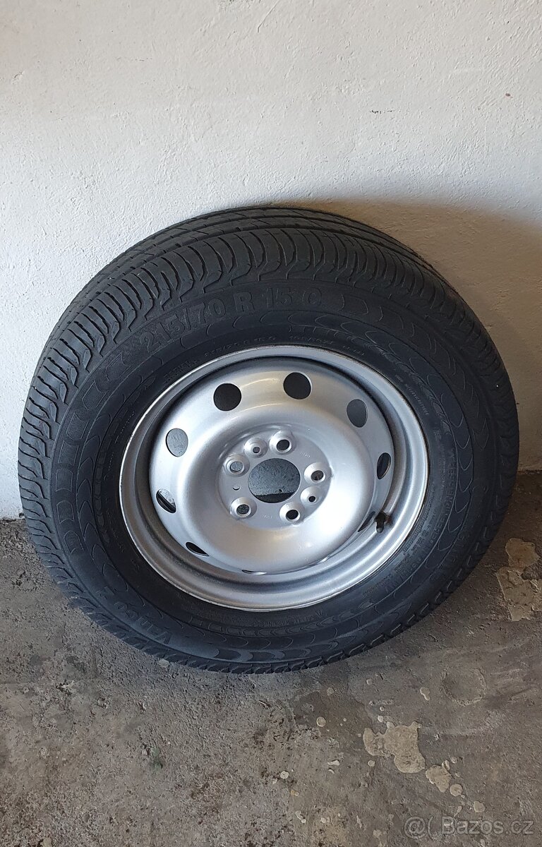215/70/15 C Rezerva