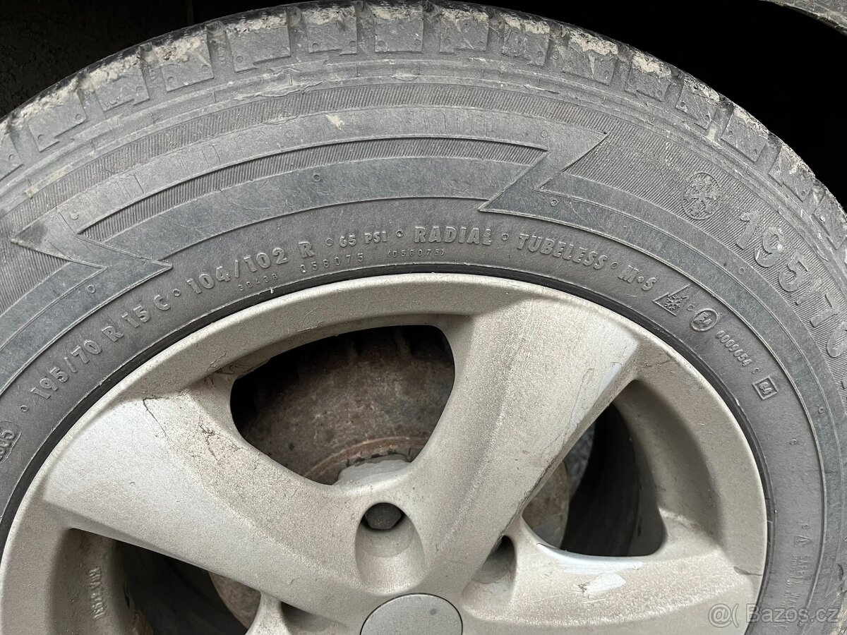 Barum Cargo 195/70R/15C