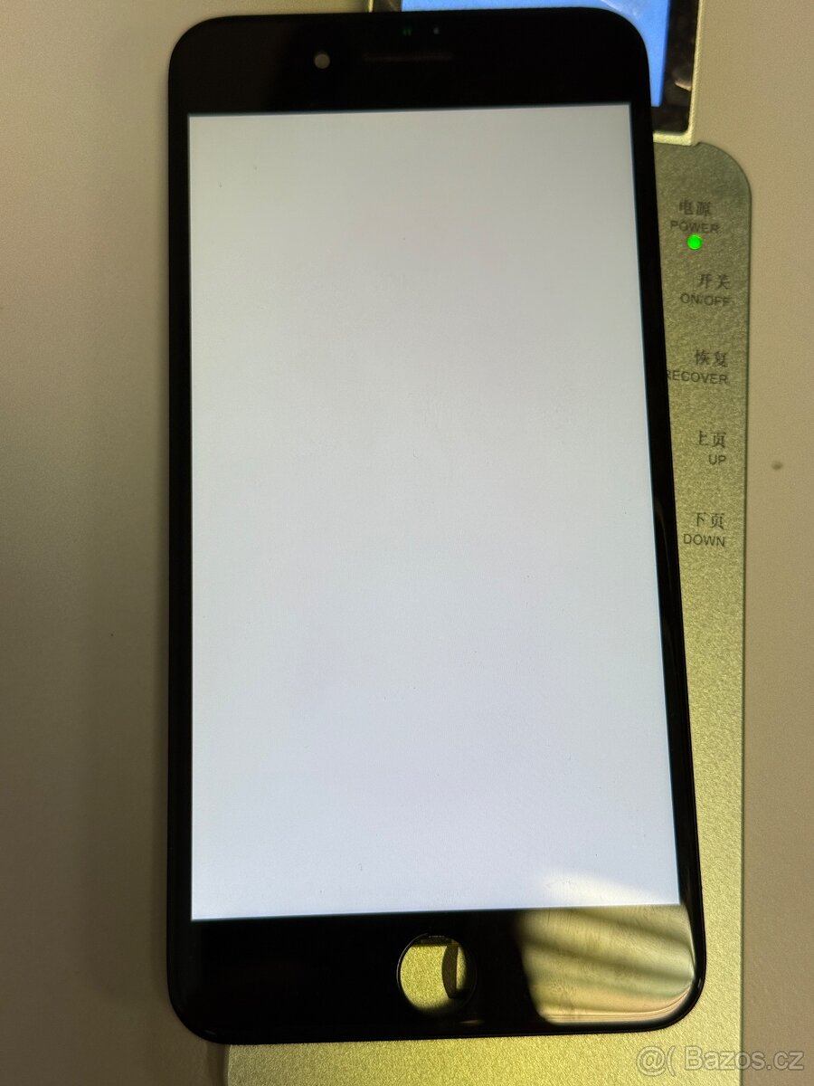 iPhone 7 Plus Originální repasovaný displej s vadou (2)