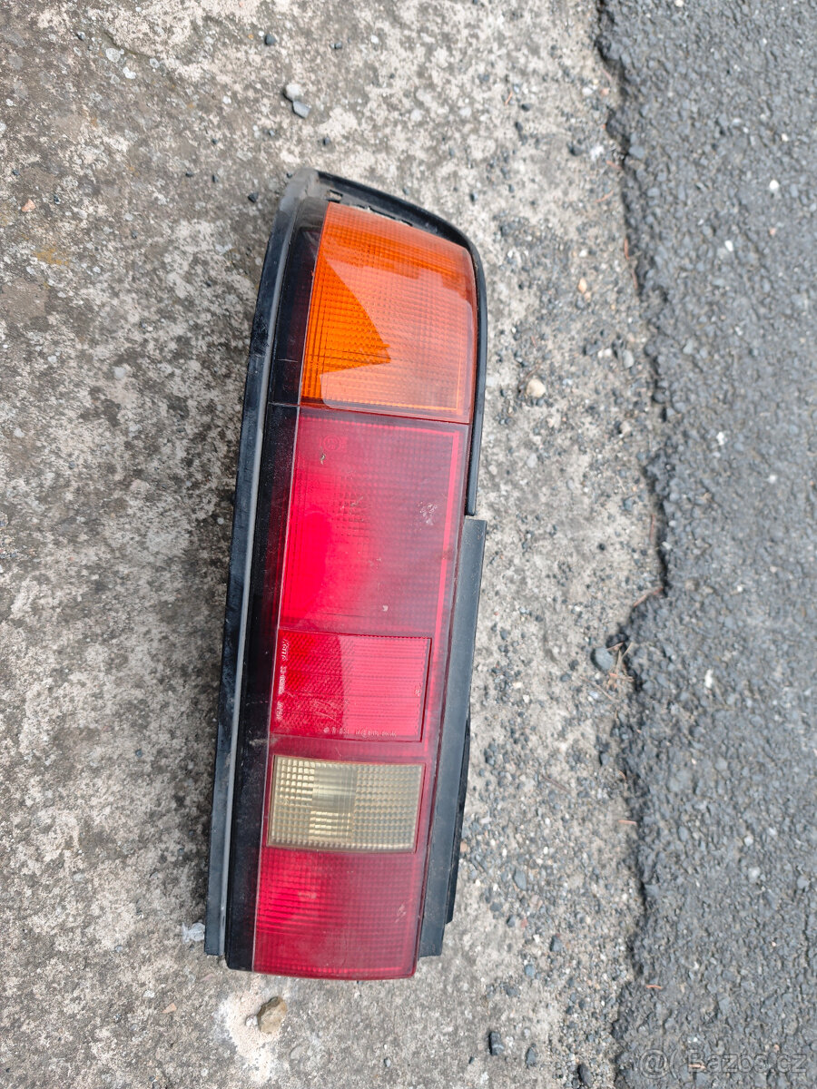 Levé zadní světlo Toyota MR2 SW20