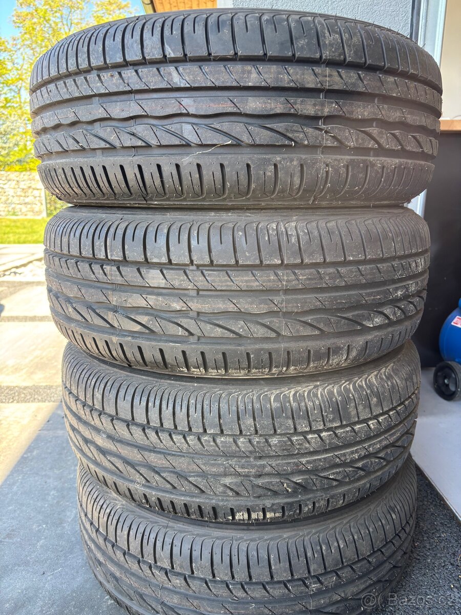 Pneu 195/60/15 H Opel