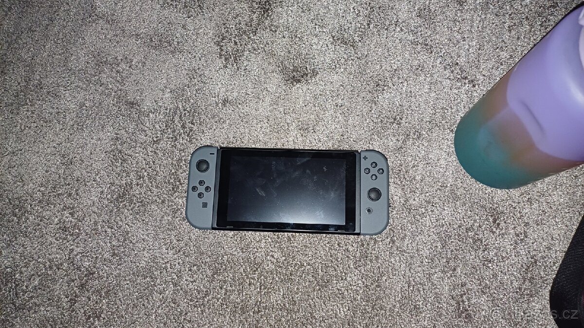 Prodám nintendo switch