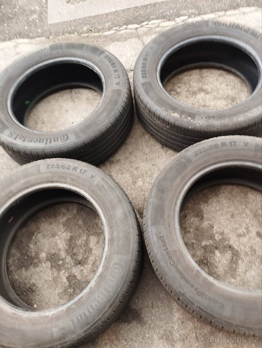 225/60R17 99VContiContact5