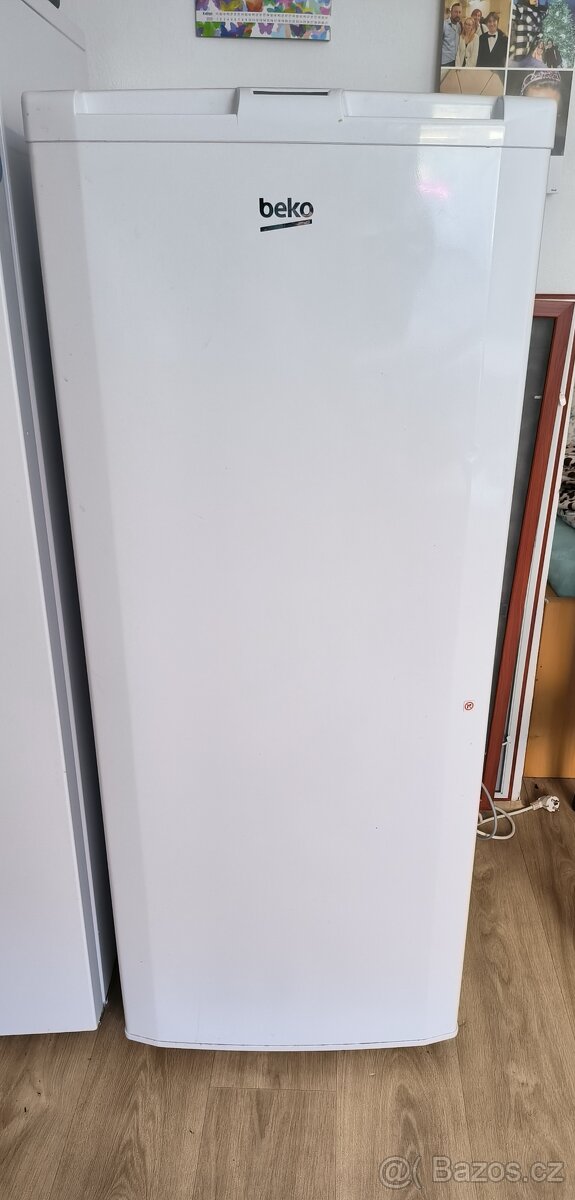 Šuplíkový mrazák Beko