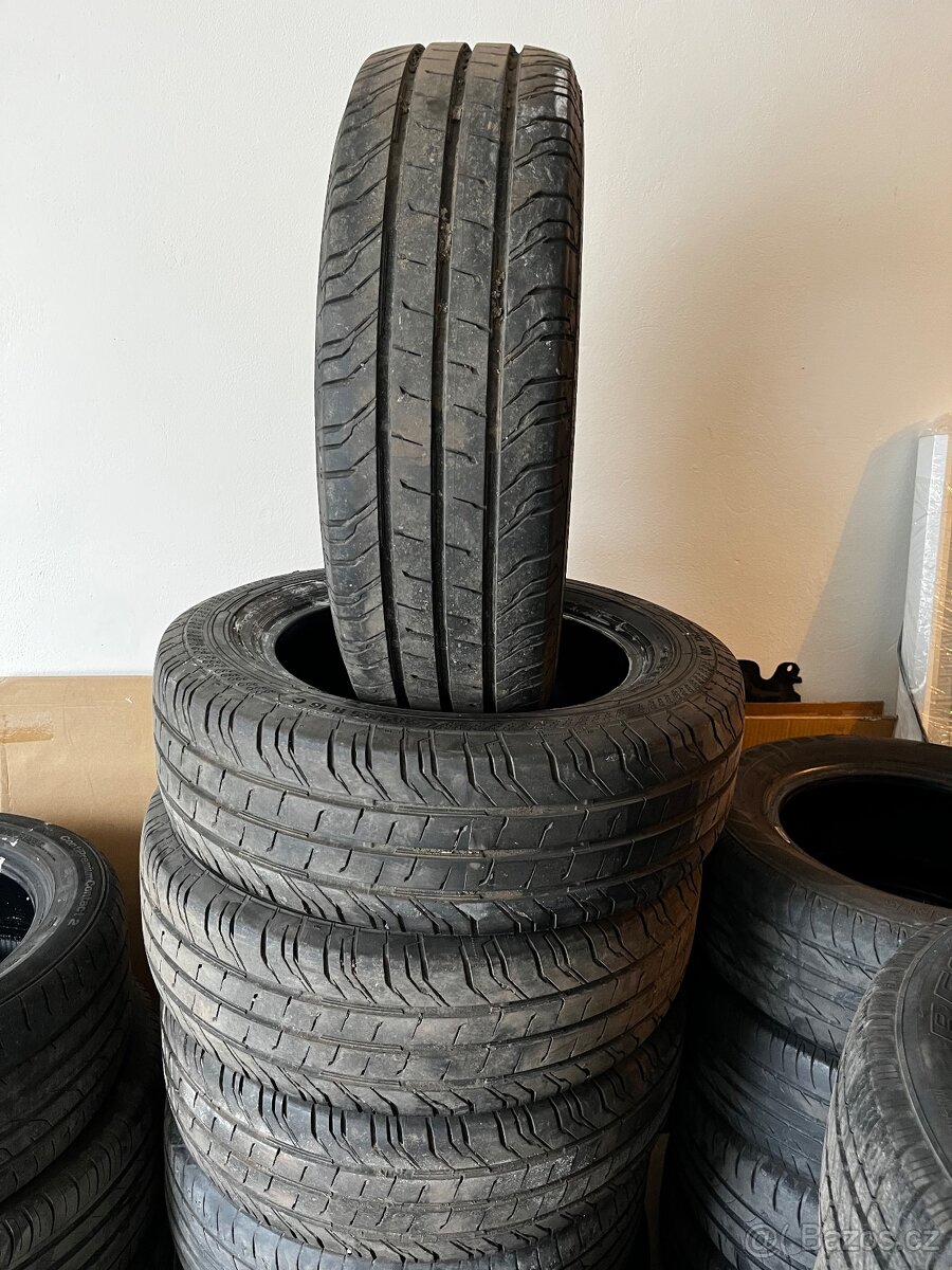 Prodám 4x pneu-205/65 R16c