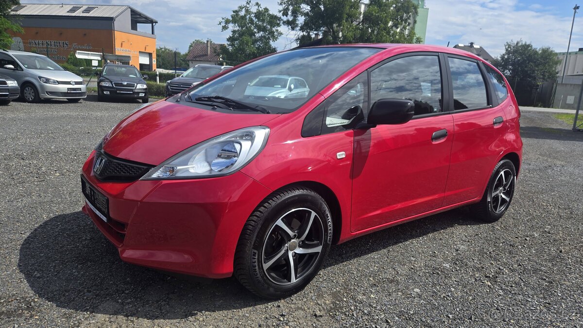 HONDA JAZZ 1.2S i-VTEC 1MAJITEL 66KW