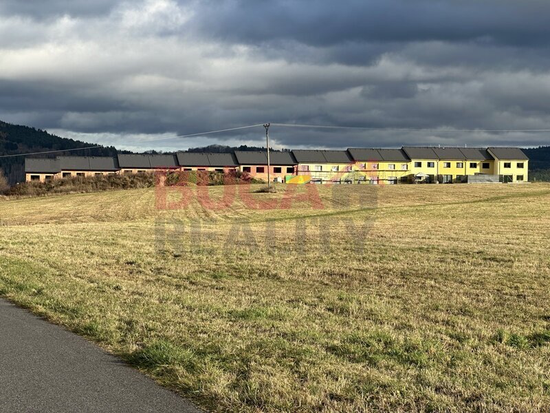 Prodej bytu 2+kk v novostavbě rodinného domu se zahradou v K