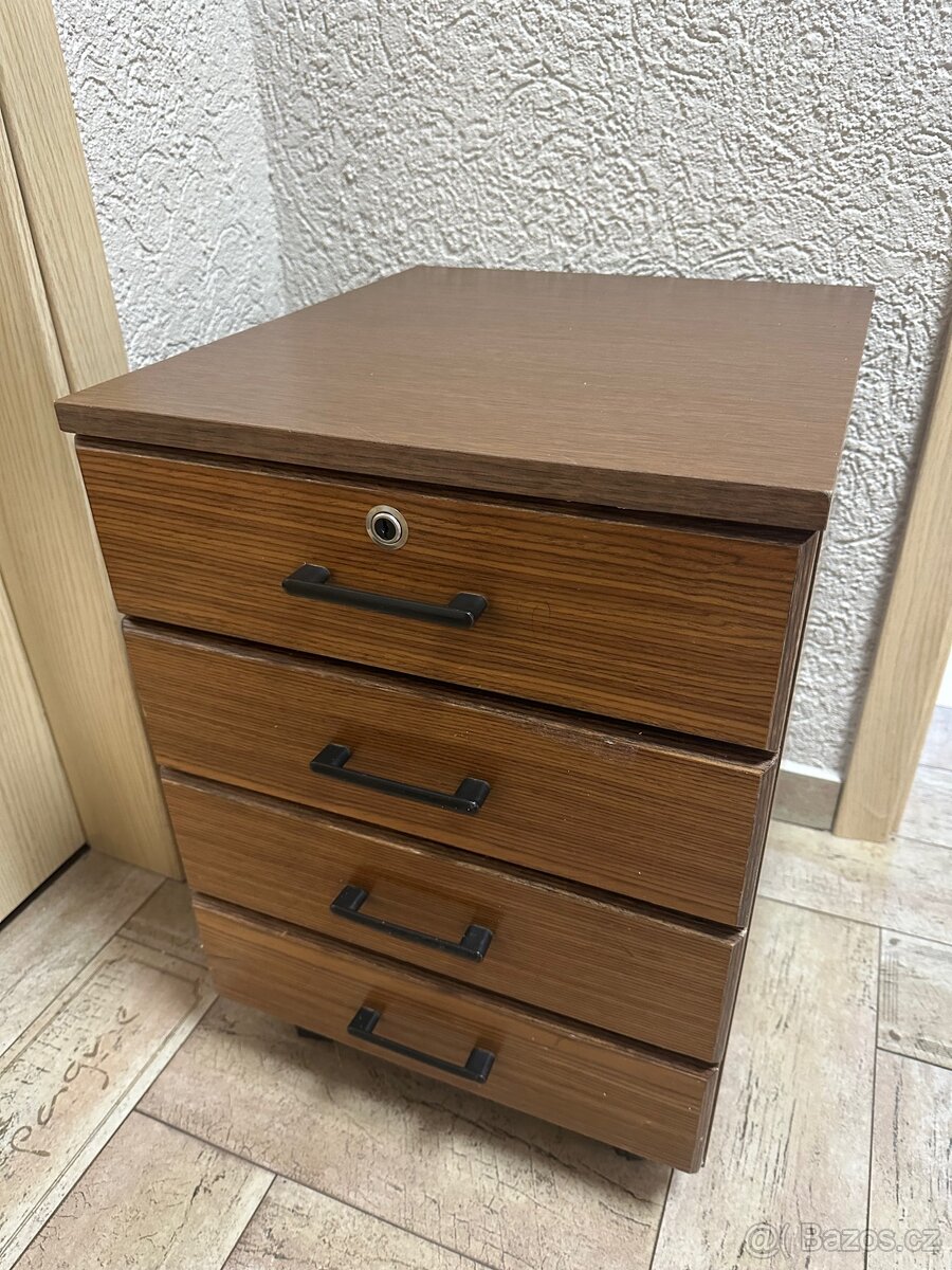 Kancelářský mobilní box