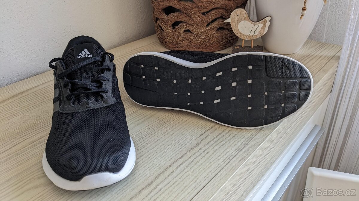 Běžecké boty Adidas CORERACER EU 39 1/3