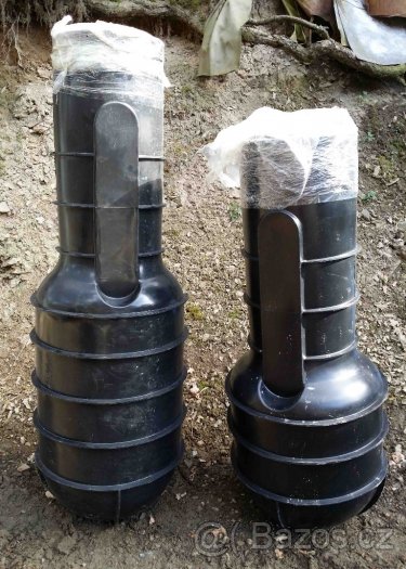 Přečerpávací odkalovací šachta nová menší 150L / větší 250L