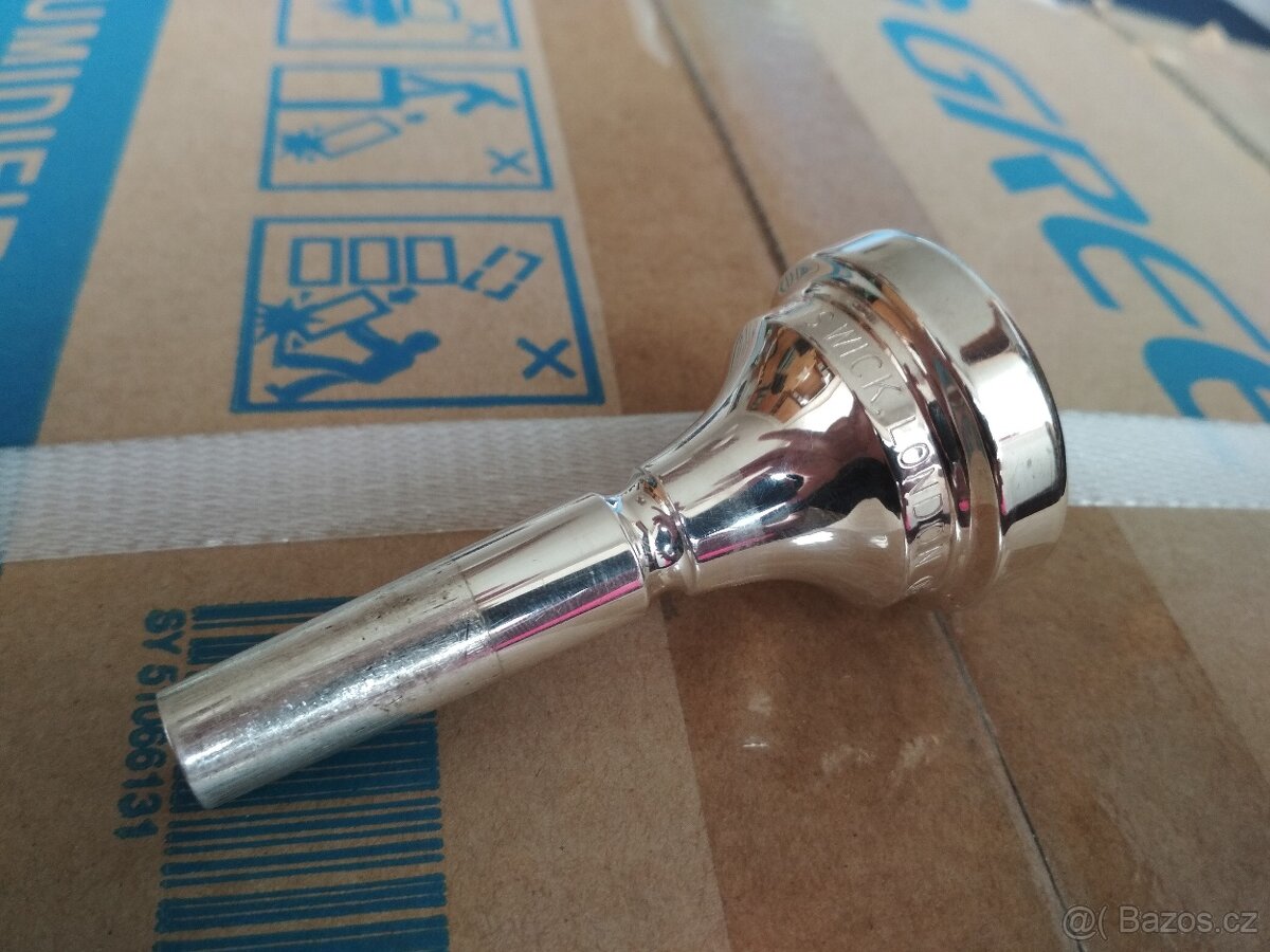 Prodám nátrubek Denis Wick 5BS (malá stopka)