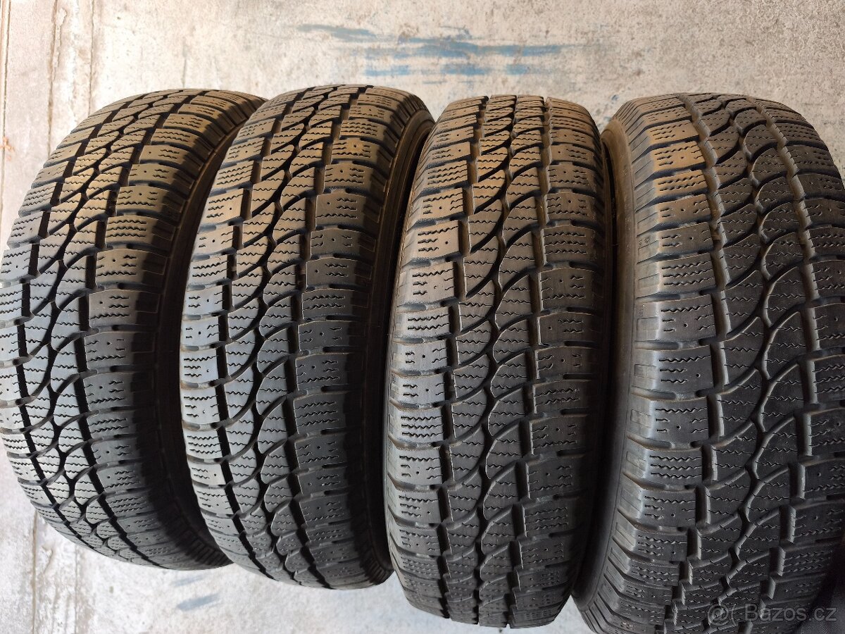 195/70 r15C zimní pneumatiky na dodávku