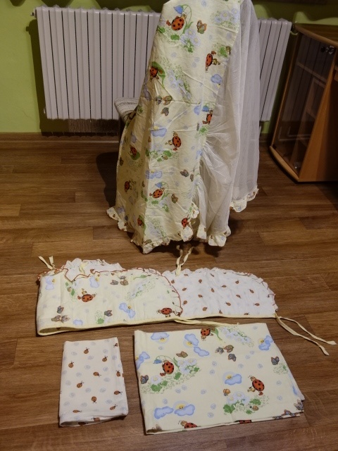 Povlečení do postýlky 4 dílná sada + prostěradlo