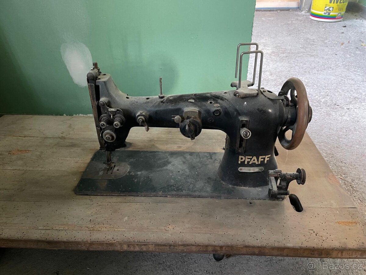 Šicí stroj PFAFF