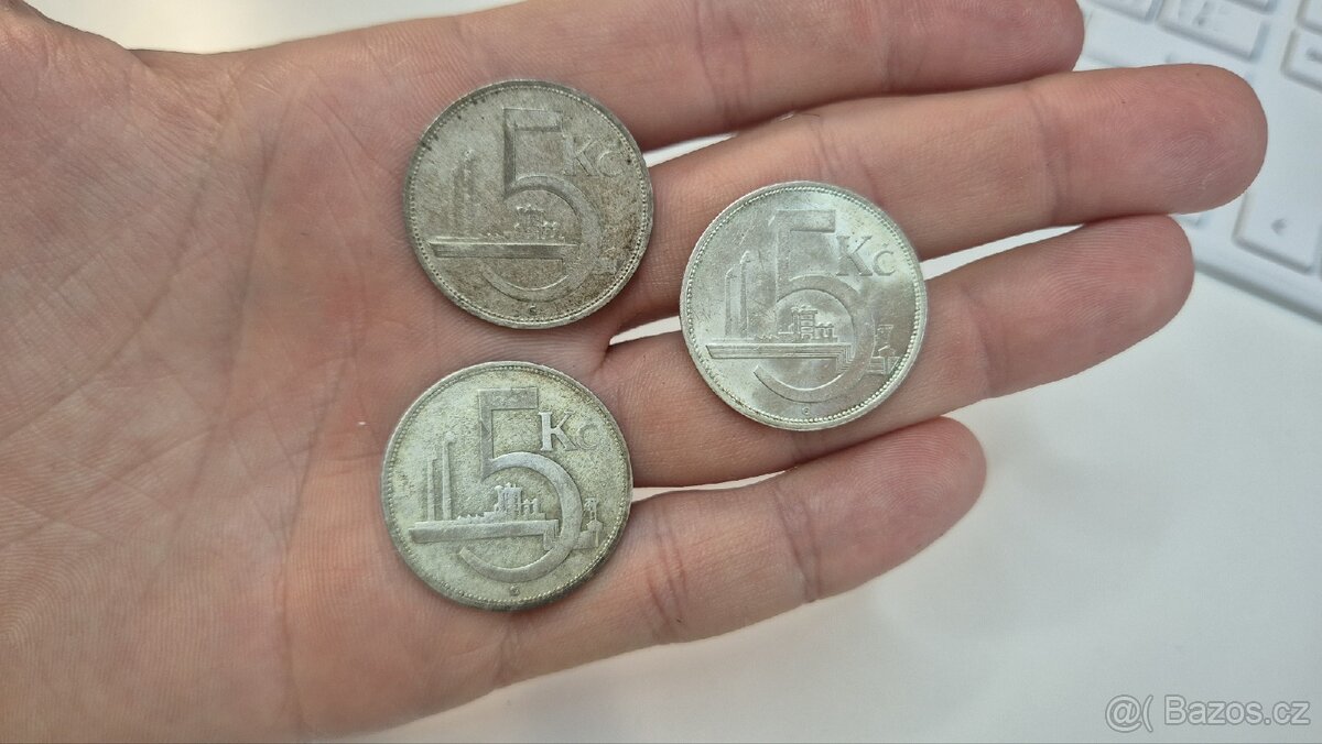 3 stříbrné pětikoruny