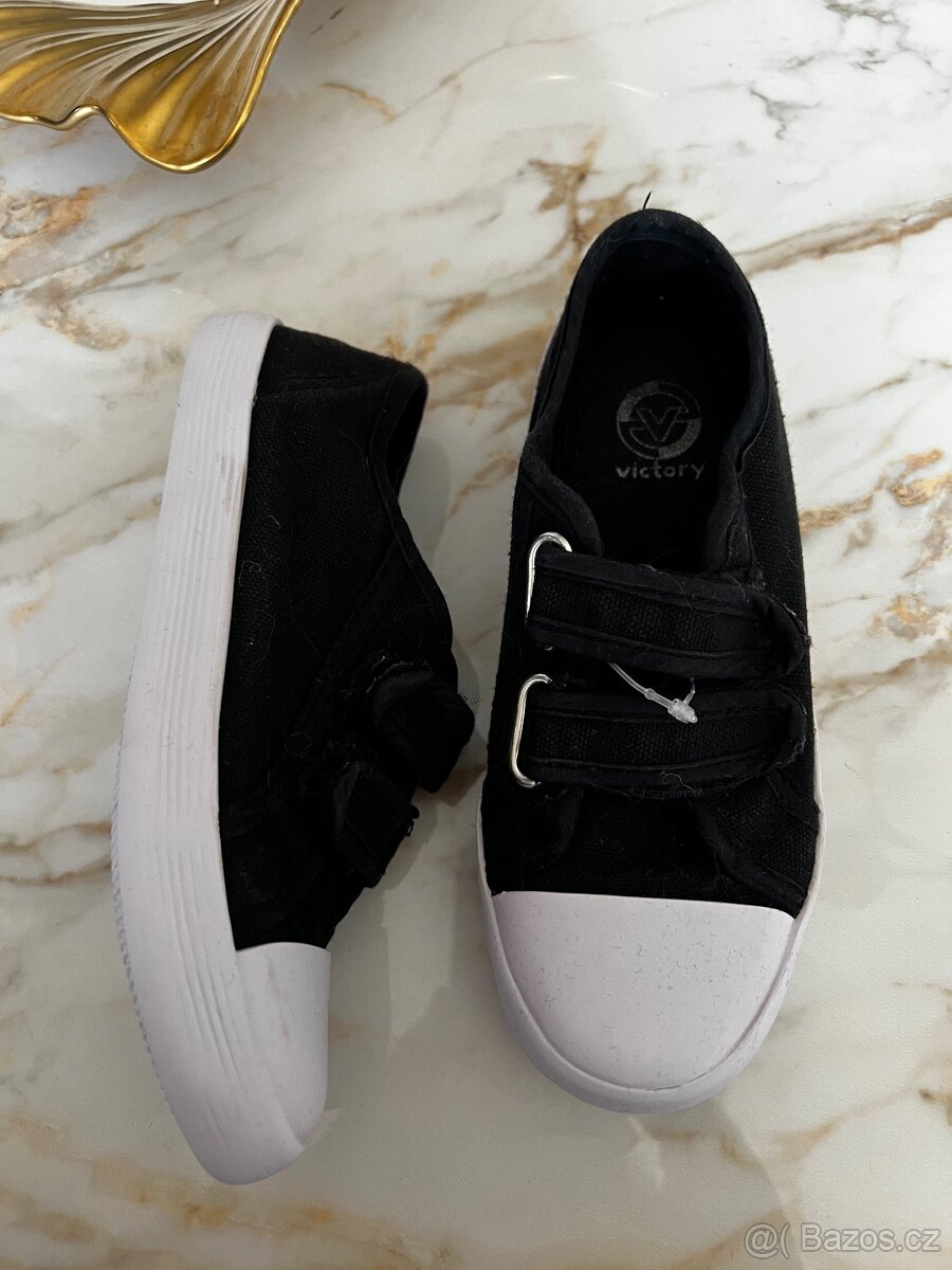 vel.31 - plátěné tenisky Victory