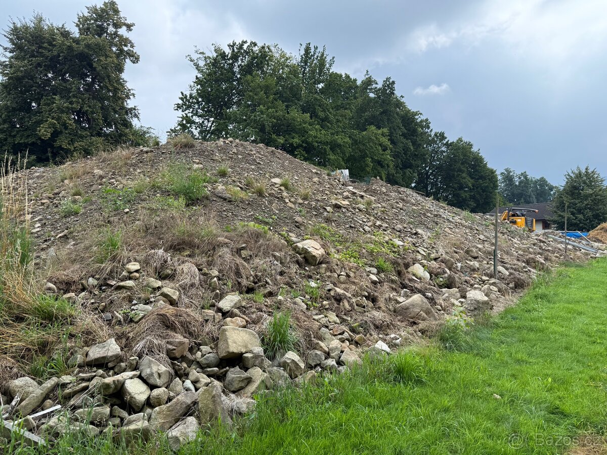 Hlína, zemina, kámen MIX - ZDARMA