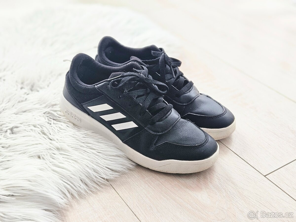 adidas Sneakersy boty, tenisky Černá 39