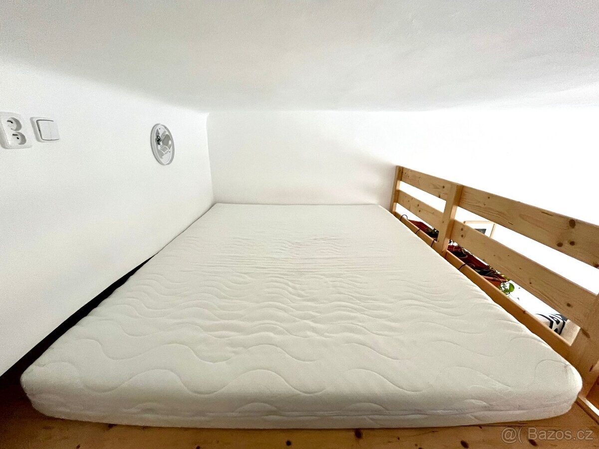 Matrace 180x200 v perfektním stavu