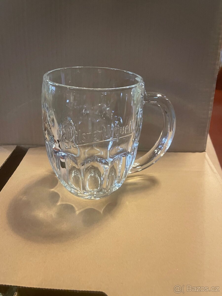 Plzeňské pivni sklo