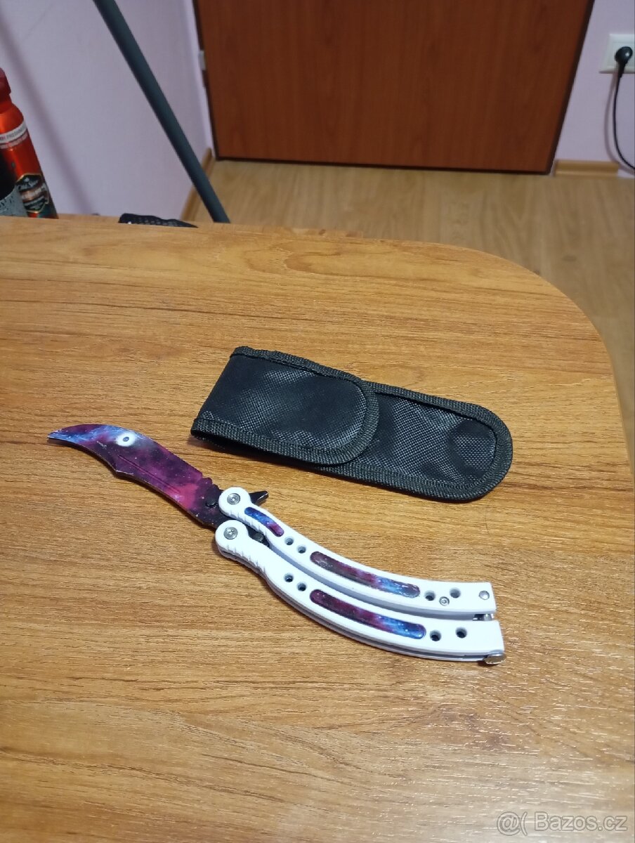 Butterfly | Galaxy White