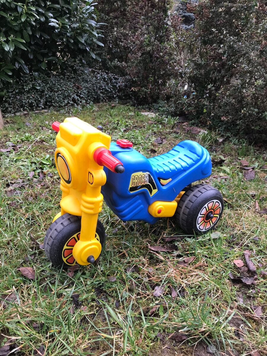 Dětské odrážedlo motorka