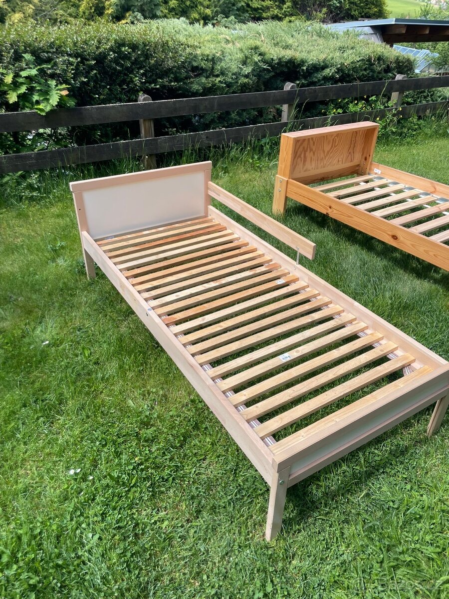 Prodám dětské postele s roštem IKEA