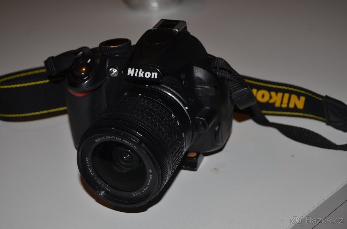 Nikon D3100 + obj.DX AF-P 18-55mm