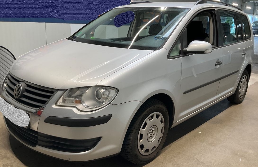 Volkswagen Touran II 1.6 Mpi 75 KW 7-míst r.2007 BEZ KOROZE