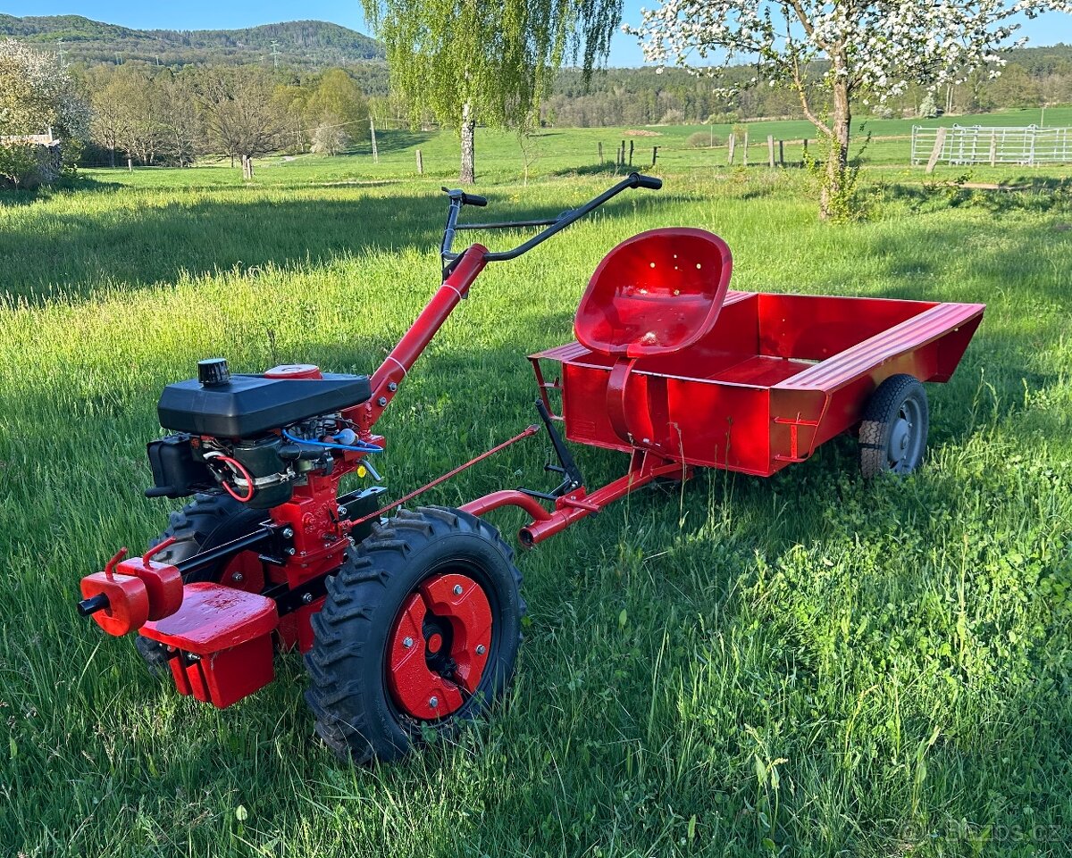 Malotraktor vari