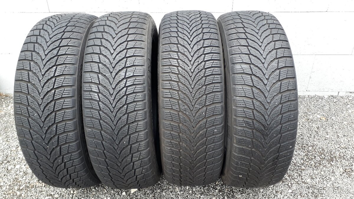 Pěkné zimní pneu Nexen 225/60/18