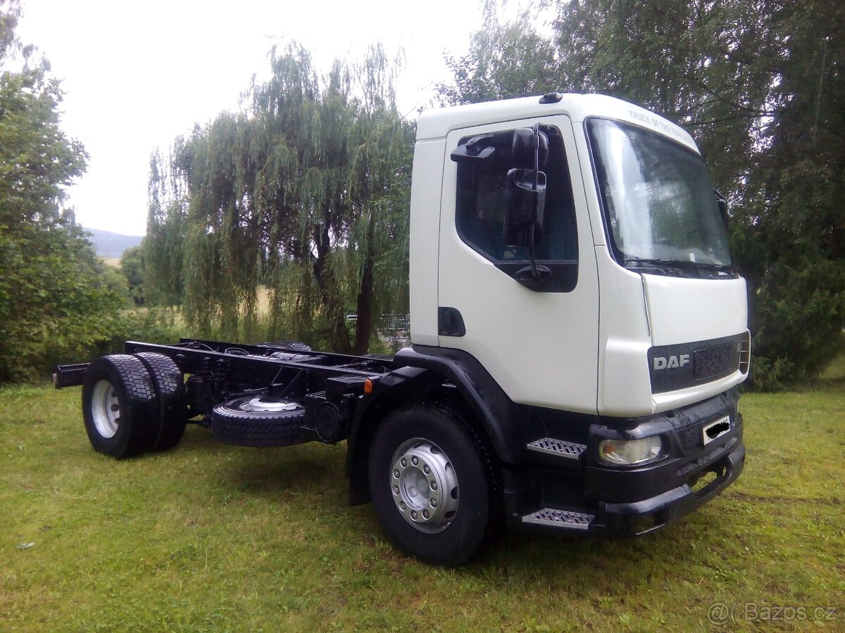DAF LF 55.220 - 15t PODVOZEK NOSIČ KONTEJNÉRU