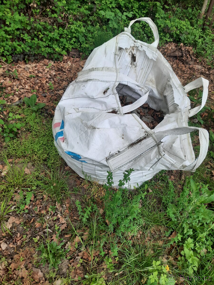 Prodám žulové dlažební kostky