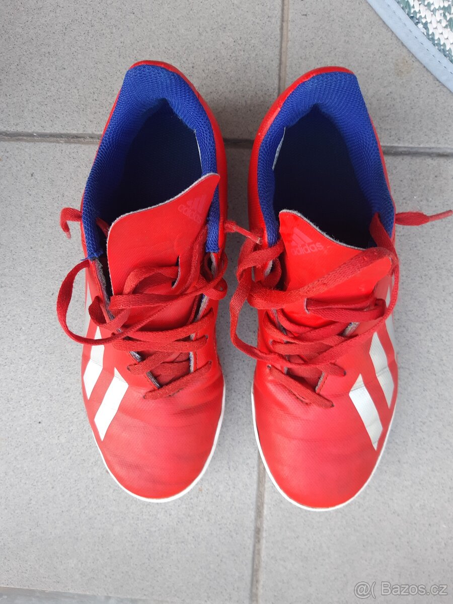 Dětské turfy vel.36 zn. Adidas
